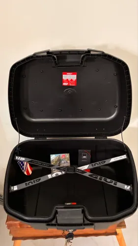 BAÚ GIVI