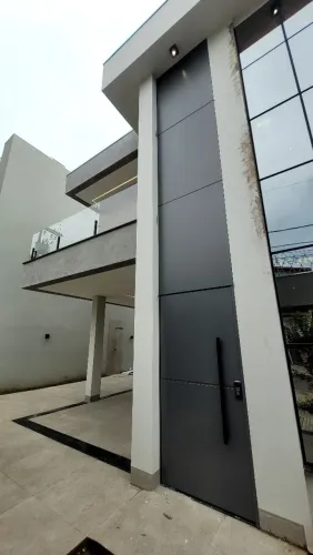 !Casa de Alto Padrão à Venda - Ibituruna | R$ 1.200.000,00<br>