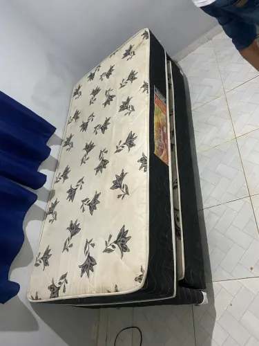 vende-se cama dupla 