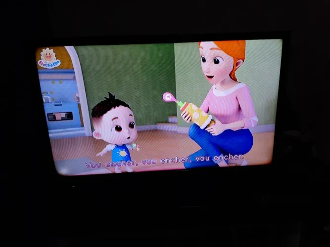 Vendo TV sempre Toshiba ela não está pegando canais mas está funcionando perfeitamente