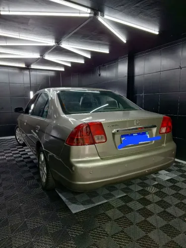 Honda Civic Sedan LX 1.7 16V 115cv Mec. 4P 2001