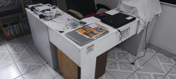 Mesa em L