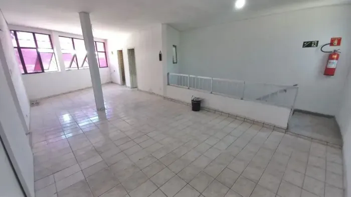 Sala comercial para locação na Kennedy no Boqueirão - Praia Grande - SP