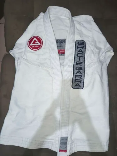 Vendo kimono oficial da Gracie Barra A1