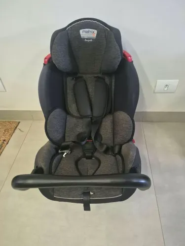 Cadeira para auto Burigotto Matrix Evolution k de 0 a 25 kg.