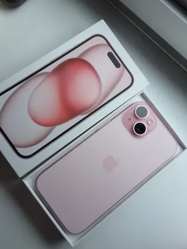 Iphone 15 rosa 128gb em ótimo estado 