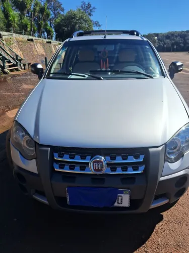 Fiat Strada Adventure 1.8/ 1.8 Locker Flex CE 2011