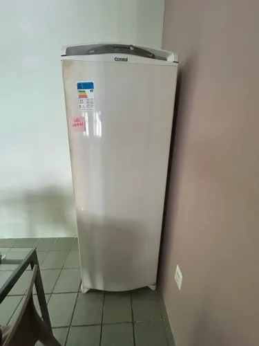 Vendo geladeira consul