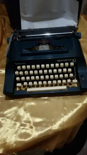 Máquina de escrever