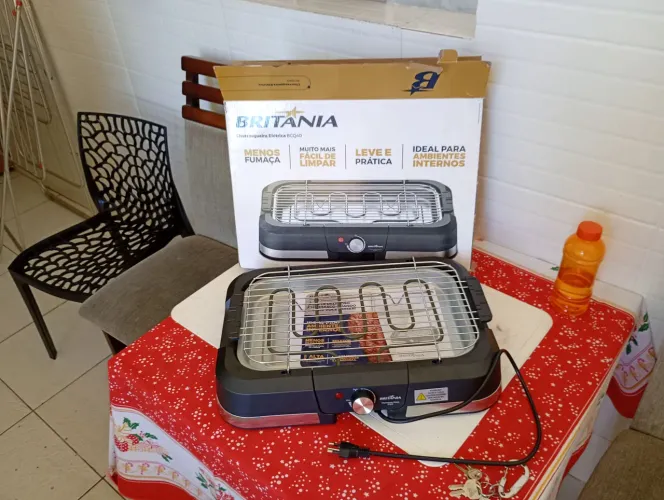 Churrasqueira Elétrica Britania