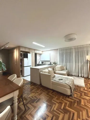 Apartamento Mobiliado de 80m² no Planalto Paulista com 2 Dormitórios e 1 Vaga