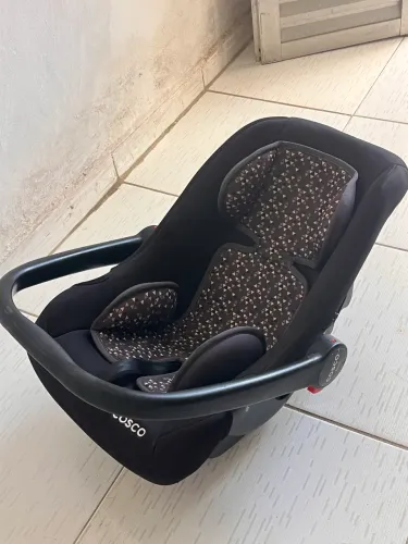 Bebê conforto 200