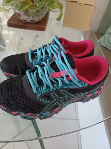 Tênis asics original