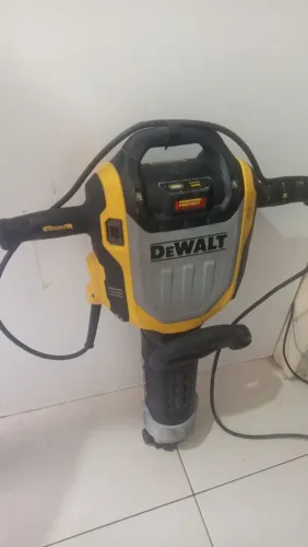 Martelete Demolidor Dewalt