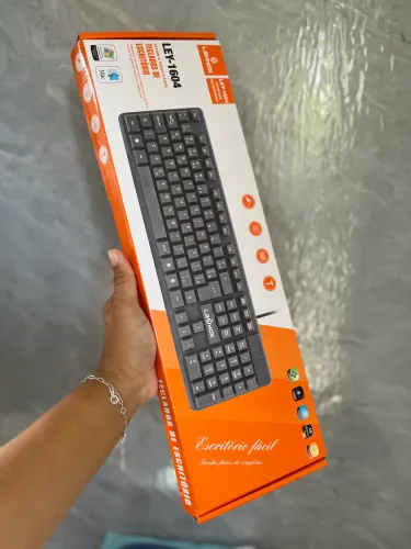 Teclado com fio USB- ENTREGAMOS A DOMICÍLIO 