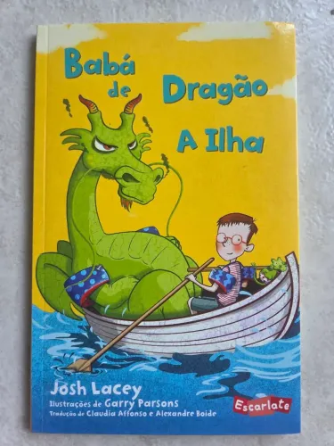 Livro "Babá de Dragões- A Ilha" em excelente estado de conservação