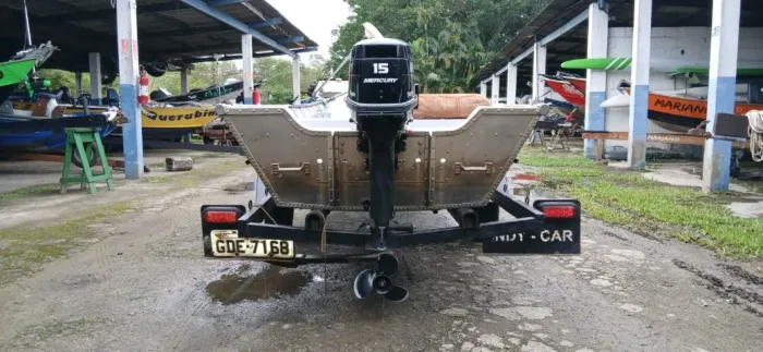 Barco Aruak 600 Borda Alta