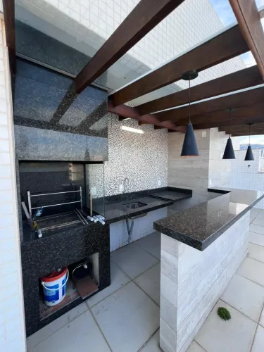 Duplex com vista para o mar à Venda em Caraguatatuba no bairro do Indaiá