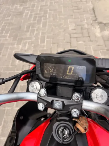 CB 300F TWISTER 2024 | 11 mil KM | Único Dono
