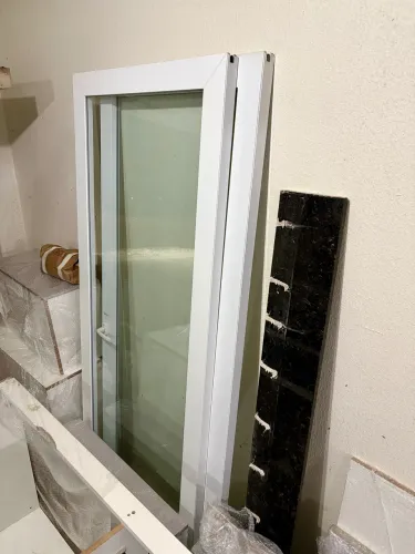 Porta-janela 2,20m de altura por 1,73 de largura