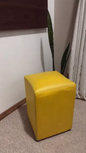Puff Banqueta Quadrado Amarelo