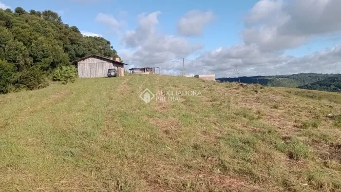 Chácara com 20.884,00 m² em Fazenda Souza