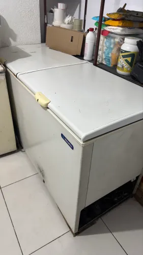 Freezer metal frio 220v