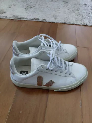 Tenis Veja