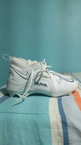Chuteira alpha