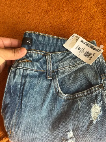 Calça veste 40/42 novaaaa