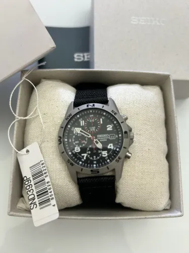 Seiko Snd399p Masculino Titânio Prata 100m Quartz