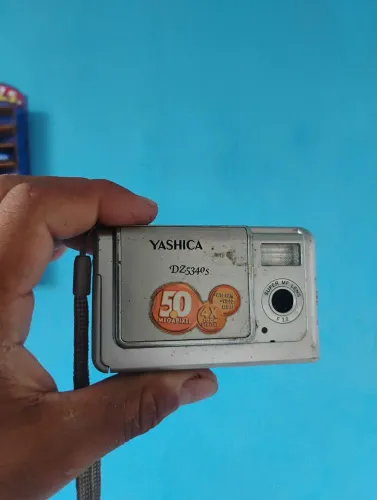 Câmera digital yashica 5 mp DZ5340S
