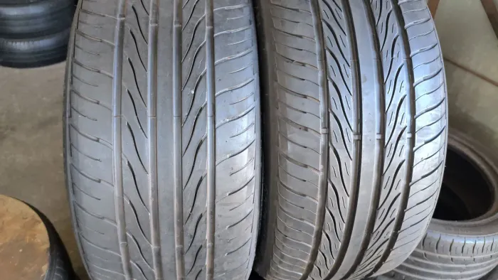 Par de pneu 215/35/18 $500