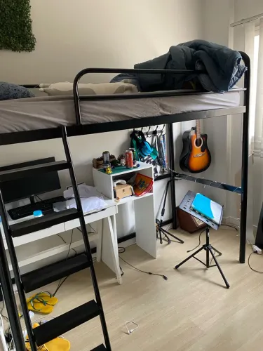 Cama beliche com escada - tokstok