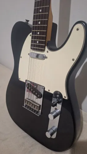 Guitarra Telecaster Squier Standart