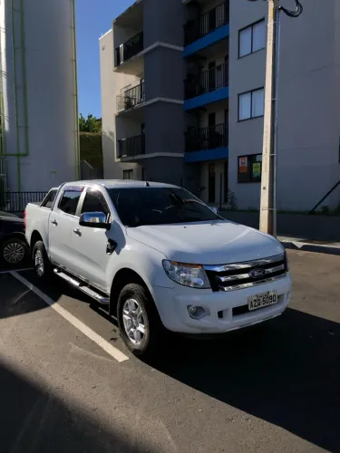 Ford Ranger XLT 2.5 16V 4X2 CD Flex 2015
