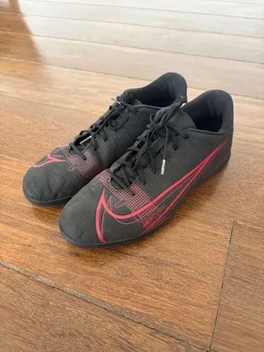 Chuteira Nike Mercurial 41