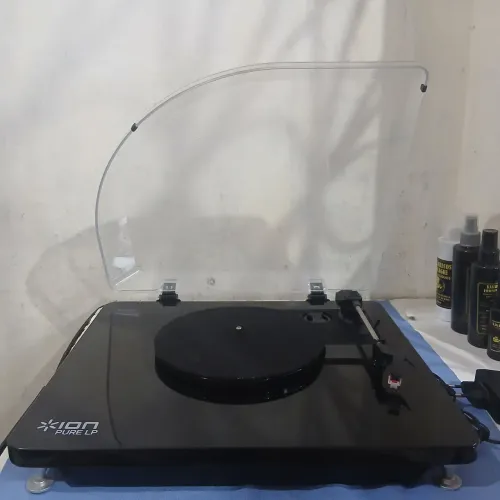 Toca Discos Ion Pure LP Funcionando.