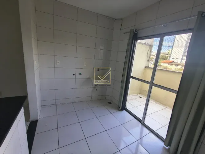 Apartamento estúdio próximo a Av. Silviano Brandão