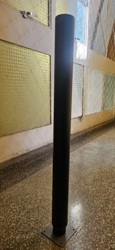 Base metálica para mesa regulável - preta - excelente estado