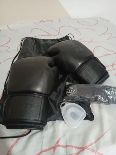 Luva de Boxe Nova