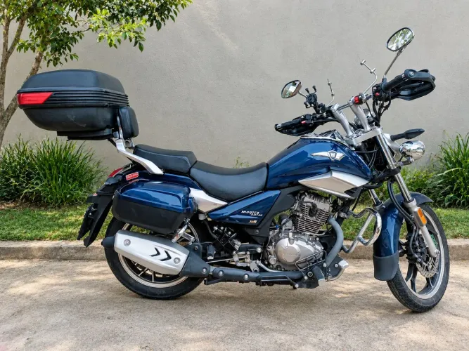 Moto linda , modelo custom