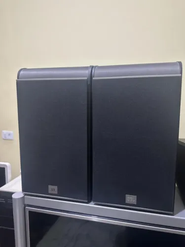 CAIXAS JBL ES30 DE 3 VIAS EM EXCELENTE ESTADO DE CONSERVAÇÃO!