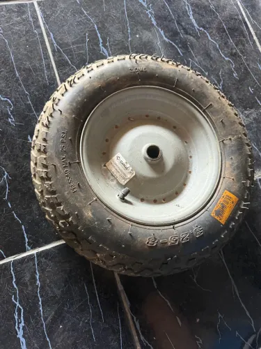 Roda de Carinho de Mão