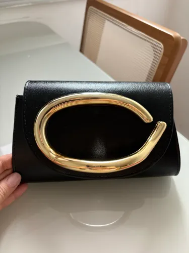 Bolsa de festa nova