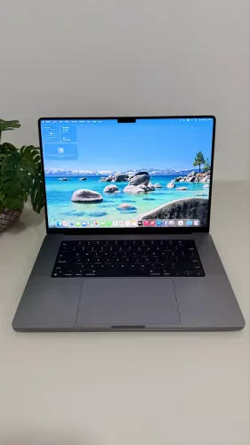 MacBook Pro M1 (2021) 16" 32GB/512GB