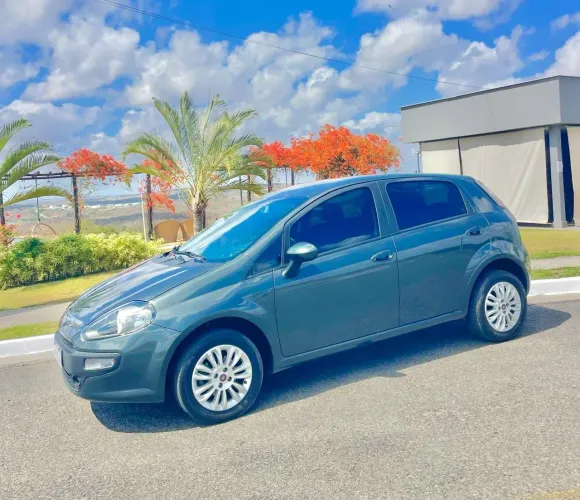 Fiat Punto Attractive 1.4 Fire Flex 8V 5P 2015