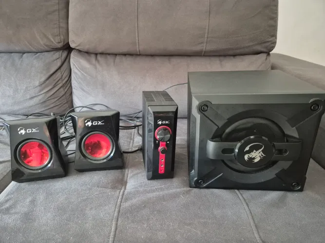 Caixa Som Subwoofer Genius Gx Gaming Sw-g2.1 1250 38w Rms