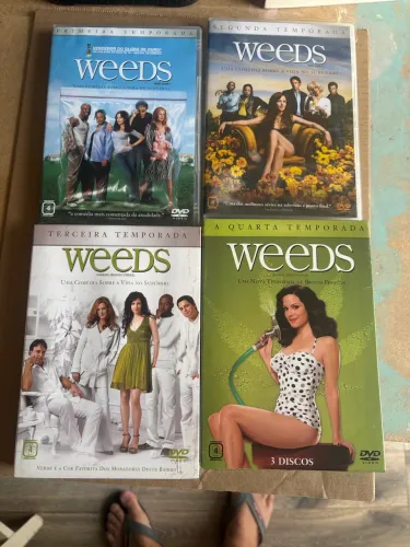 Dvd Box Série Weeds 1 a 4 Temporadas