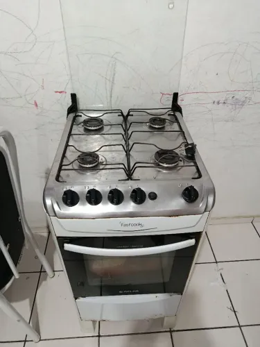 Fogão 4 bocas